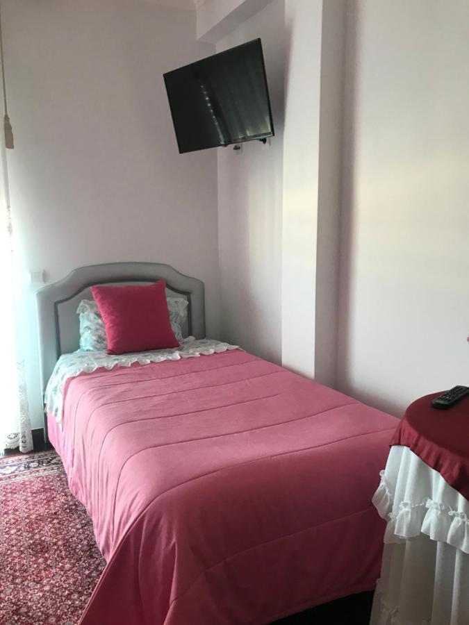 Vivenda Azevedo Hotel Nazare Bagian luar foto
