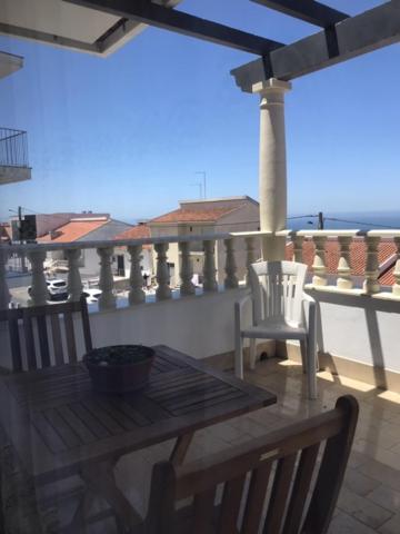 Vivenda Azevedo Hotel Nazare Bagian luar foto