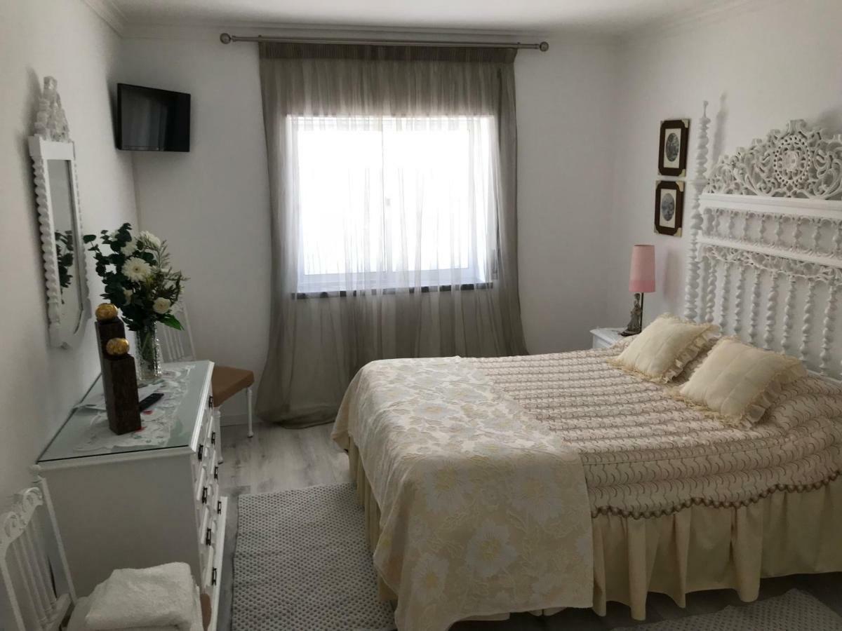 Vivenda Azevedo Hotel Nazare Bagian luar foto