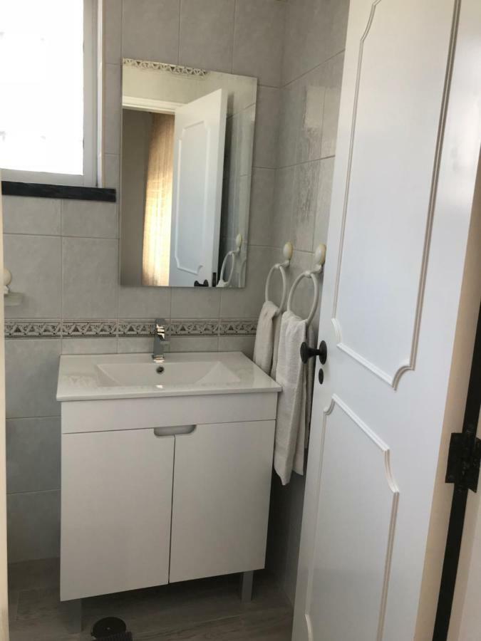 Vivenda Azevedo Hotel Nazare Bagian luar foto