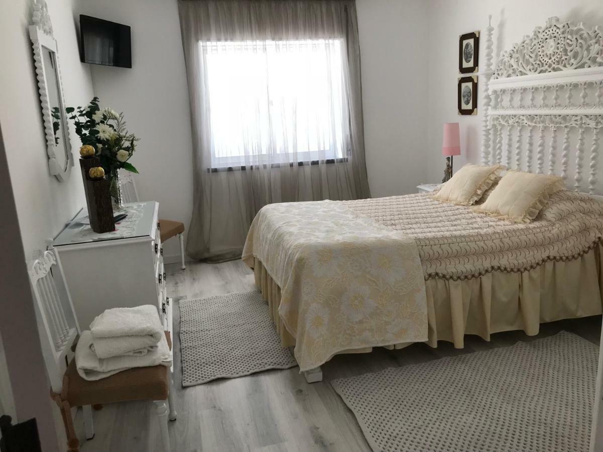 Vivenda Azevedo Hotel Nazare Bagian luar foto