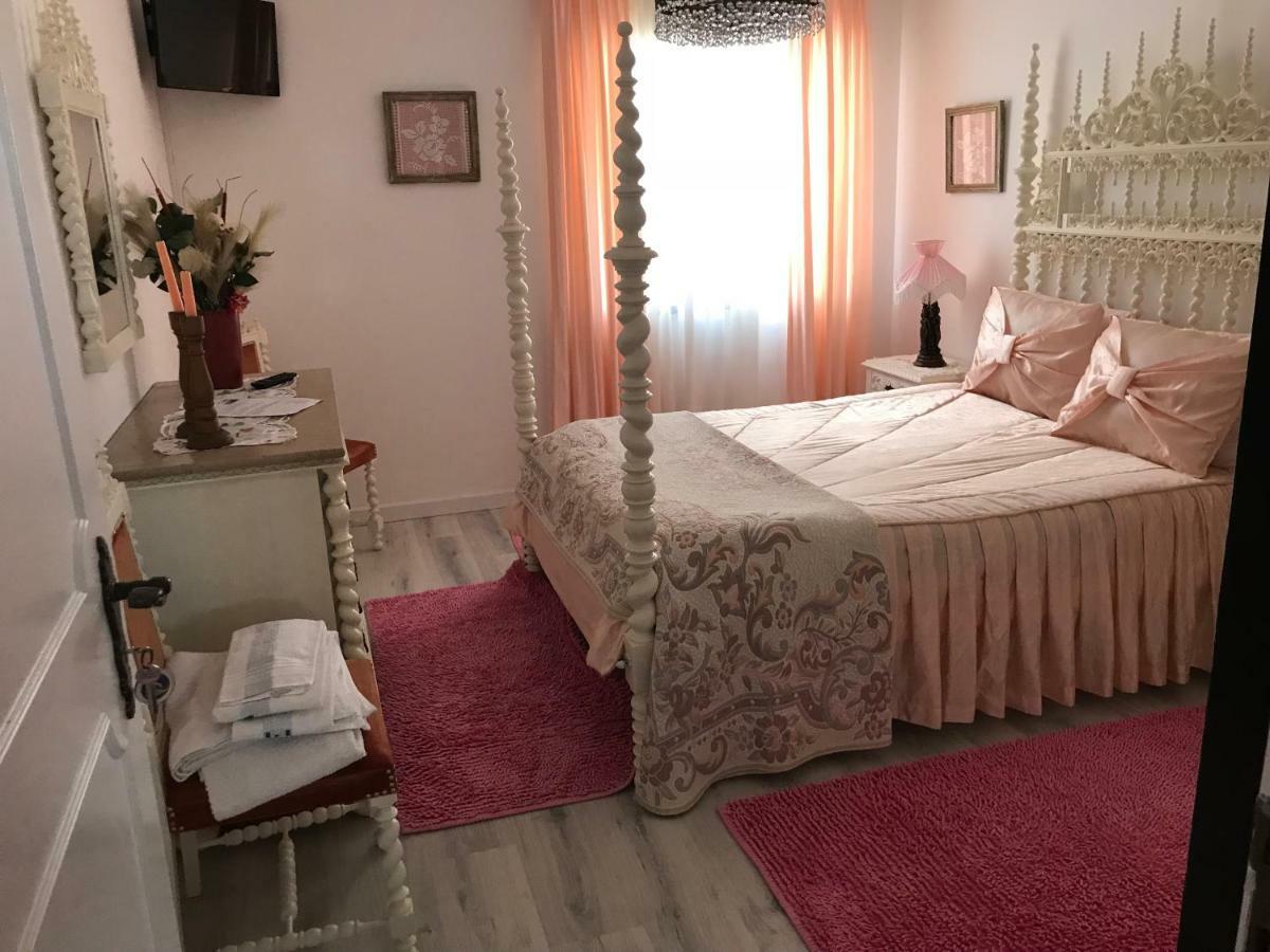 Vivenda Azevedo Hotel Nazare Bagian luar foto